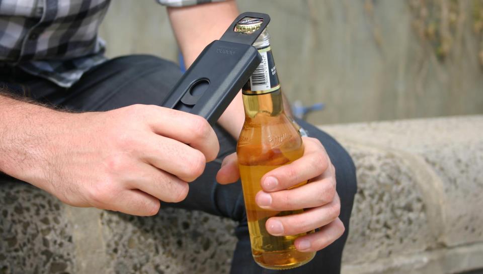 481626_526435160700144_870936632_n