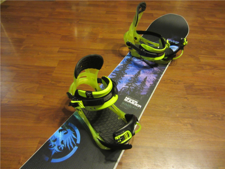 raven-snowboard