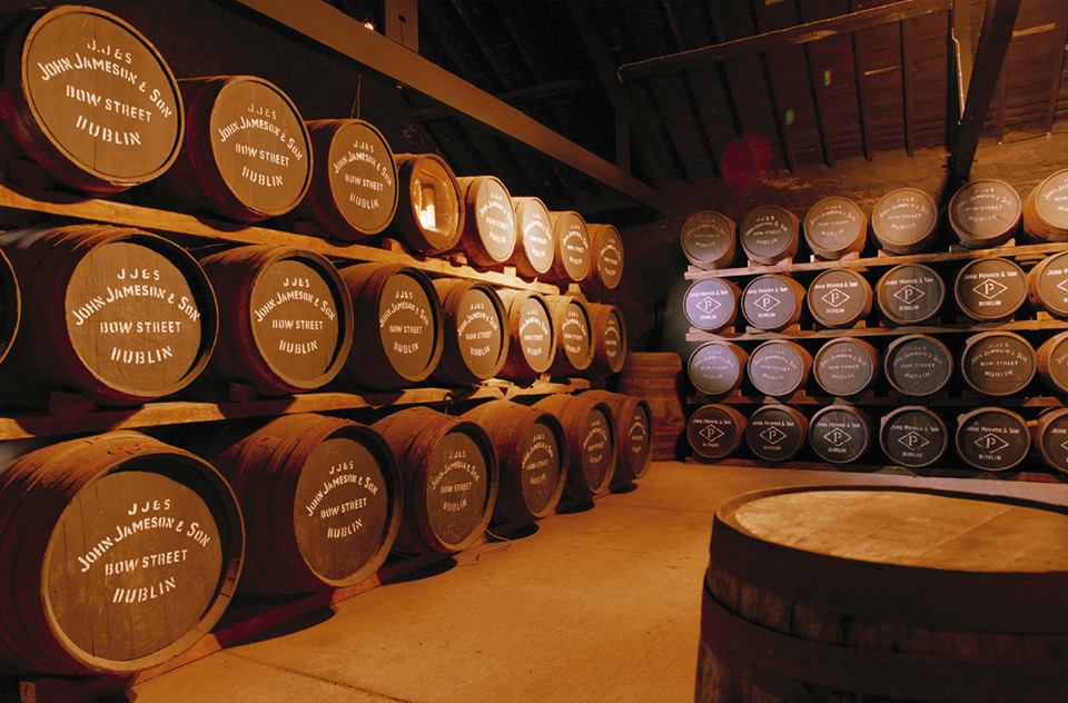 156951_10151985493953731_923853205_n