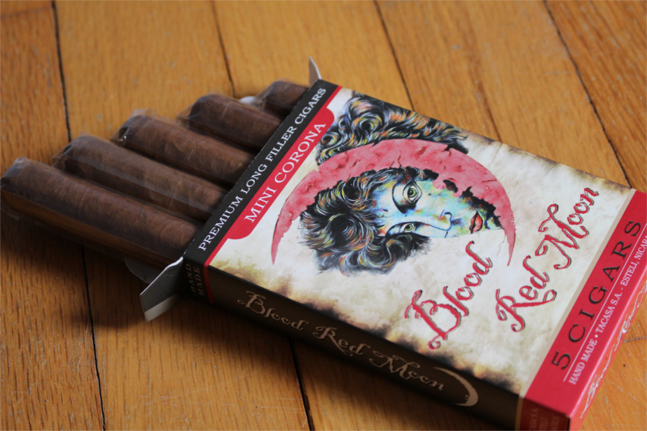 Blood Red Moon Cigar Review