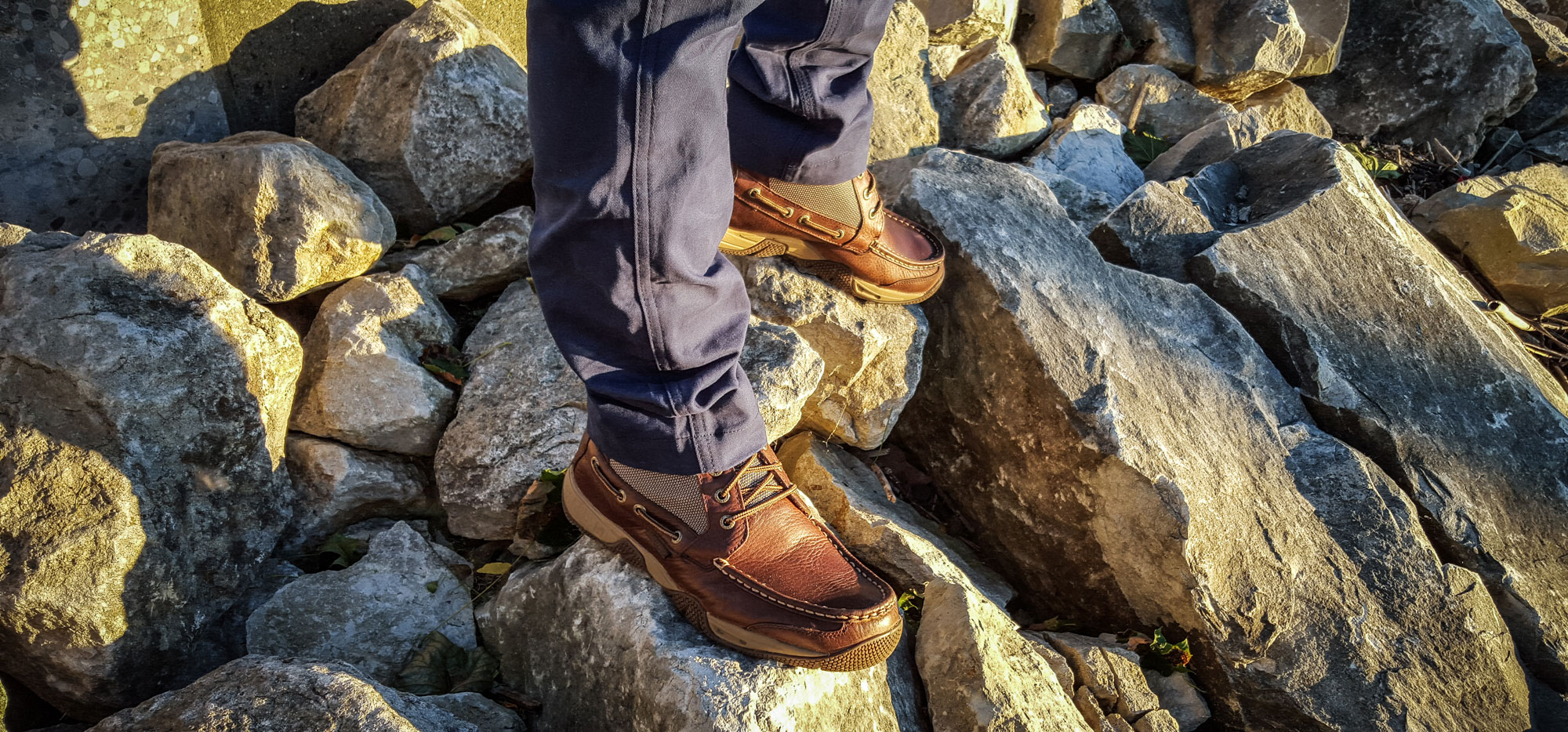 sperry-shoe-on-the-rocks_busted-wallet-review