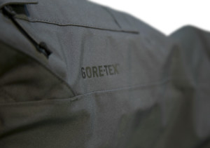 gore-tex-dakine-pants-busted-wallet-2