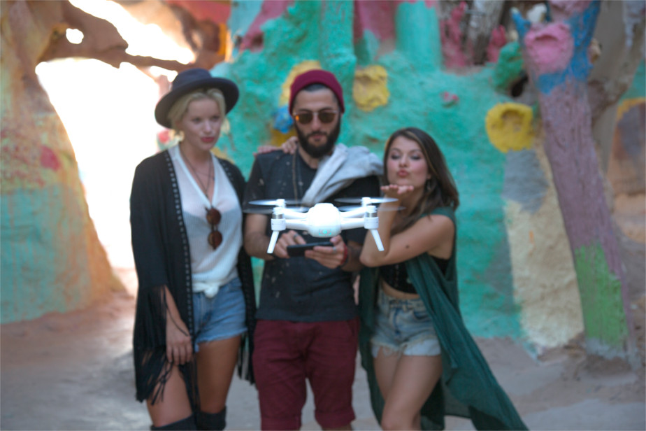 breeze flying camera