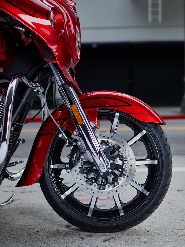 Cheiftain_Elite_Detail_FrontWheel_01