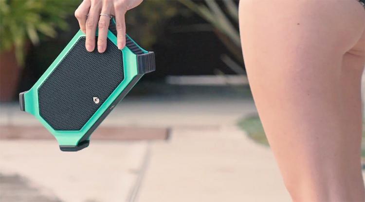ecoslate-waterproof-bluetooth-speaker-7701